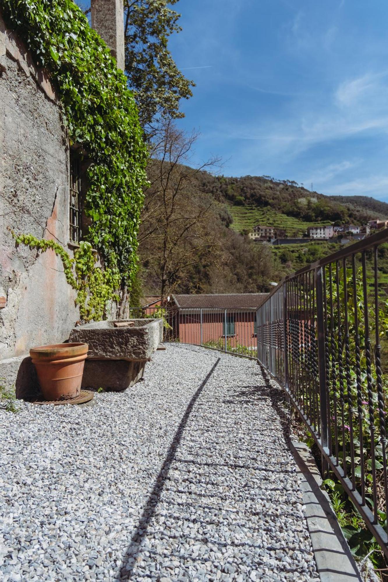 Residenza Nemus Mare E Montagna Leilighet Graveglia Eksteriør bilde